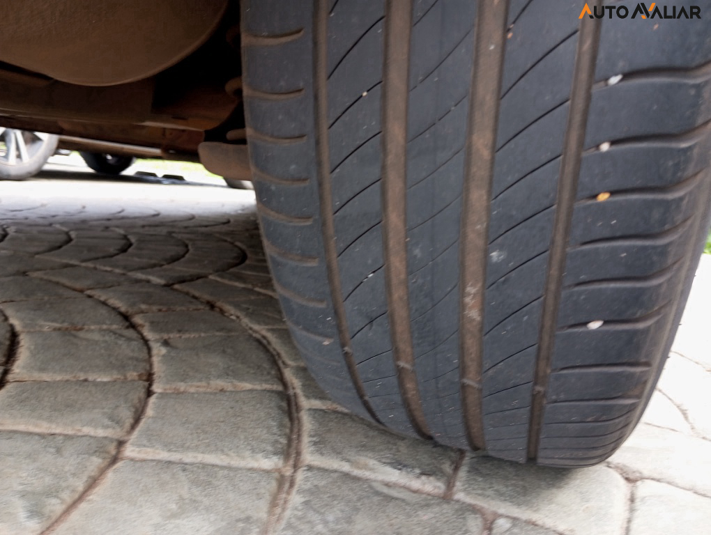 HONDA HR-V 1.8 16V FLEX TOURING 4P AUTOMATICO