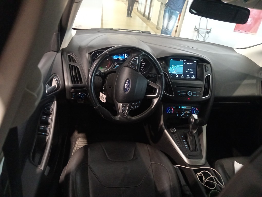 FORD FOCUS 2.0 SE 16V FLEX 4P POWERSHIFT