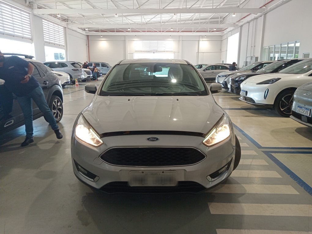 FORD FOCUS 2.0 SE 16V FLEX 4P POWERSHIFT