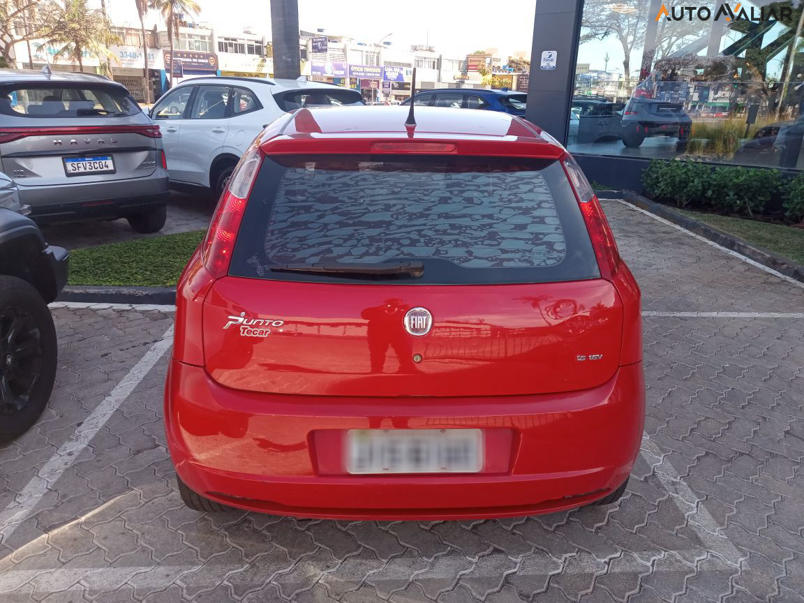 FIAT PUNTO 1.6 ESSENCE 16V FLEX 4P MANUAL
