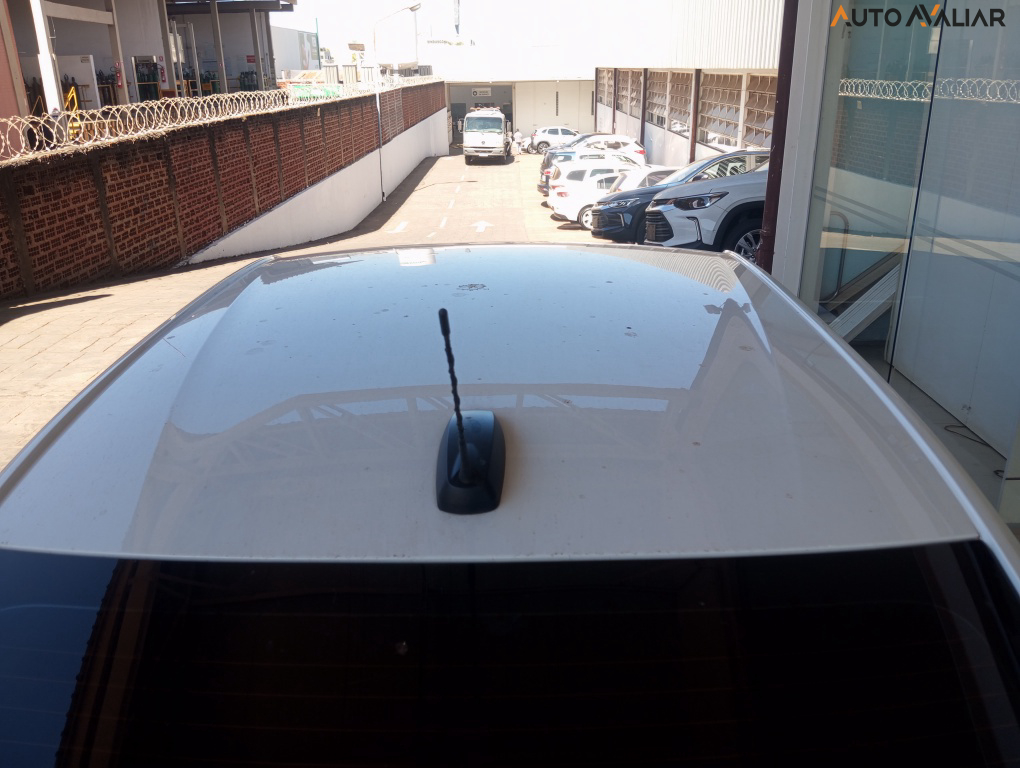 CHEVROLET ONIX 1.0 FLEX PLUS LT MANUAL
