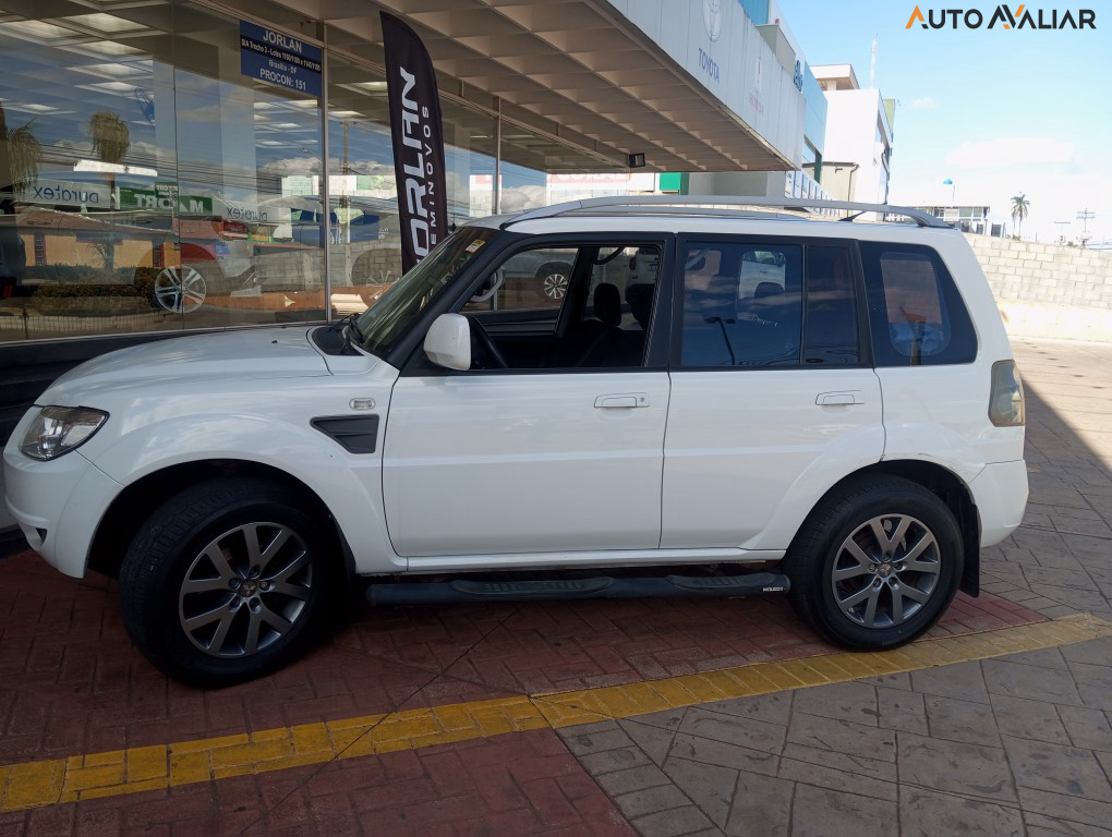 MITSUBISHI PAJERO TR4 2.0 4X2 16V 140CV FLEX 4P AUTOMATICO