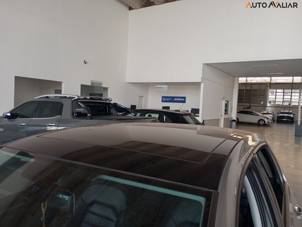 VOLKSWAGEN GOLF 1.4 TSI HIGHLINE 16V GASOLINA 4P AUTOMATICO