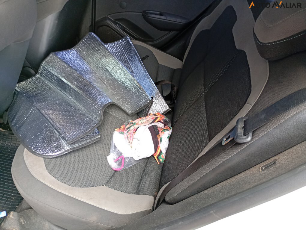 CHEVROLET ONIX 1.0 MPFI LT 8V FLEX 4P MANUAL