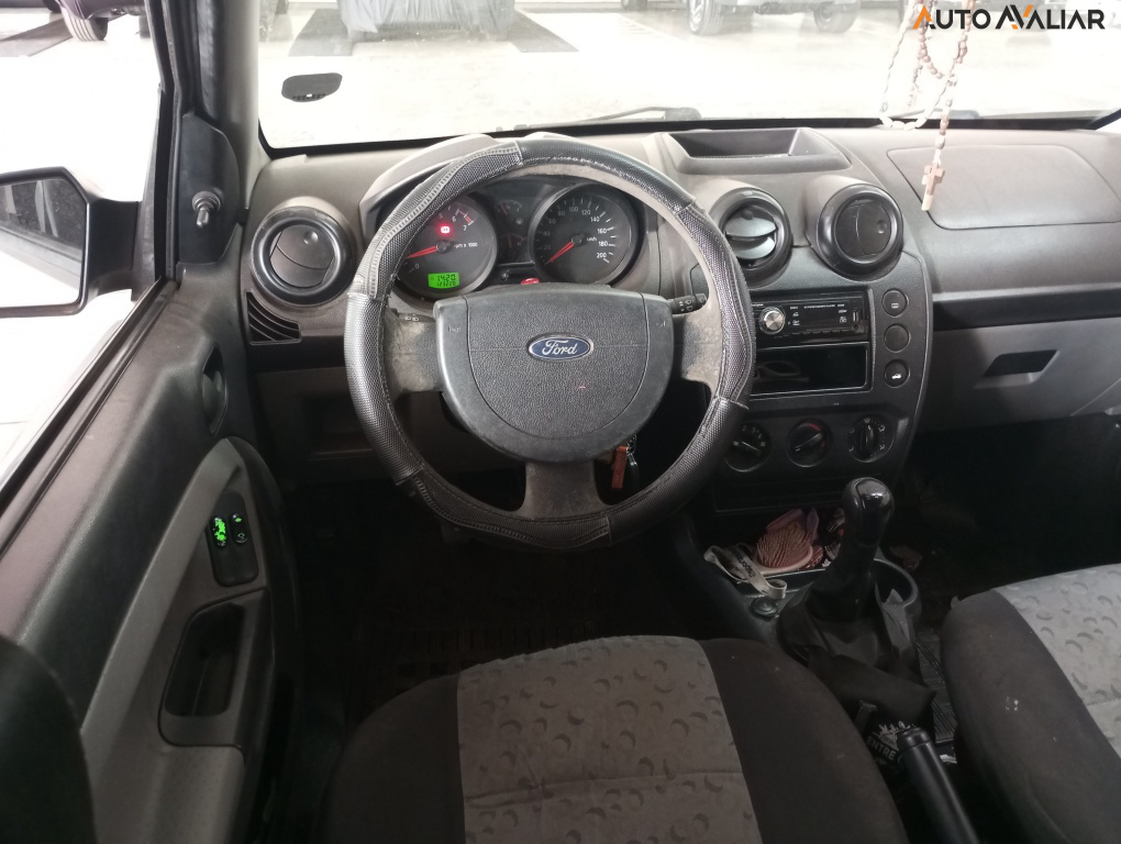FORD FIESTA 1.0 MPI HATCH 8V FLEX 4P MANUAL