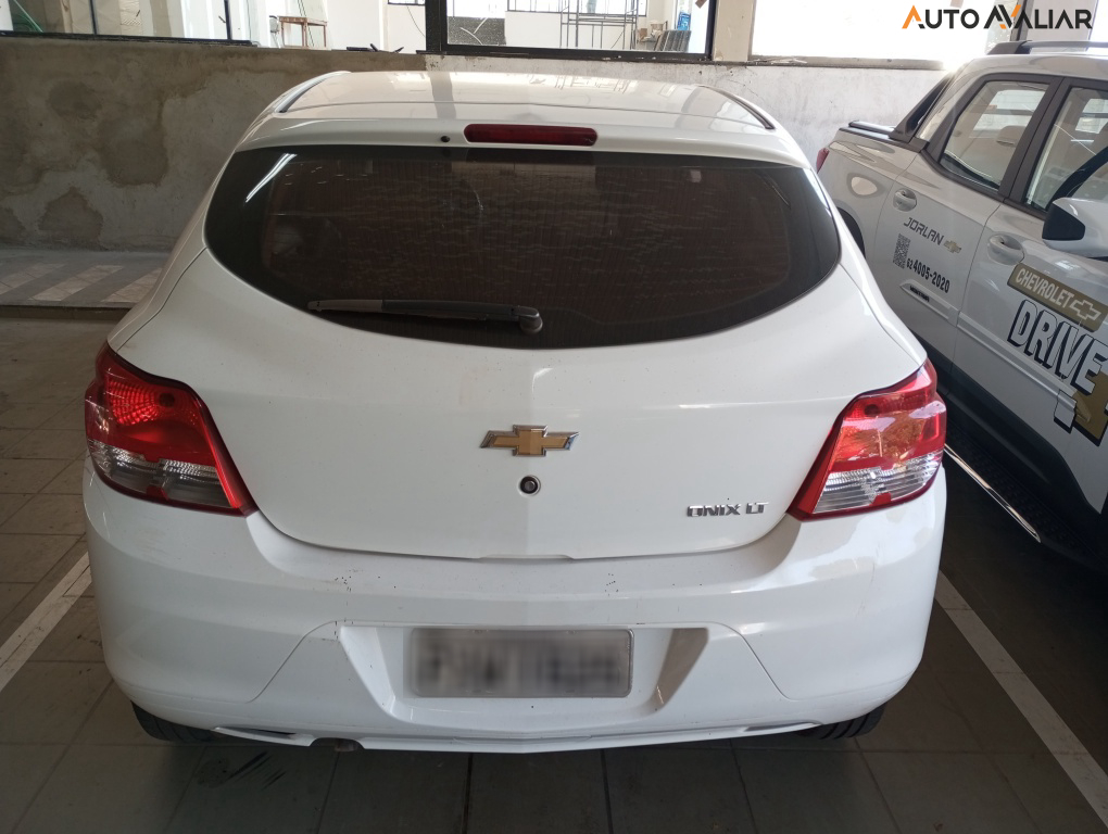 CHEVROLET ONIX 1.0 MPFI LT 8V FLEX 4P MANUAL