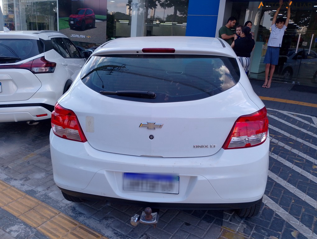 CHEVROLET ONIX 1.0 MPFI LT 8V FLEX 4P MANUAL