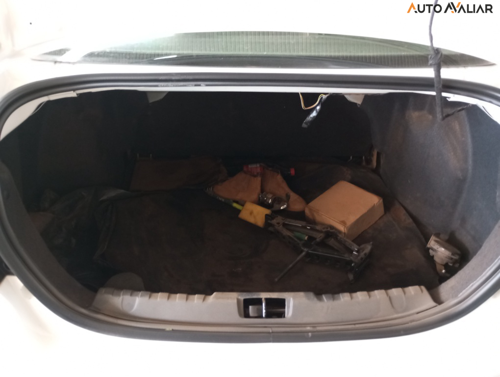 FORD KA+ 1.5 SE PLUS 16V FLEX 4P MANUAL