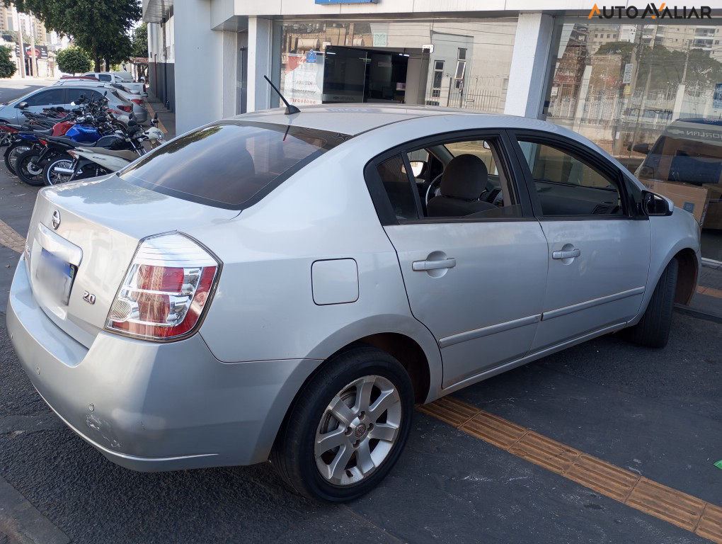 NISSAN SENTRA 2.0 16V GASOLINA 4P AUTOMATICO