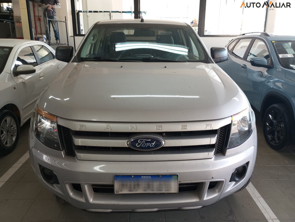FORD RANGER 3.2 XLS 4X4 CD 20V DIESEL 4P AUTOMATICO