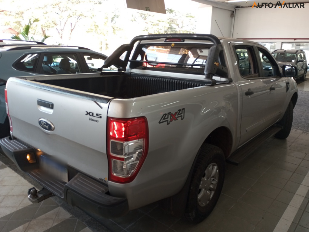 FORD RANGER 3.2 XLS 4X4 CD 20V DIESEL 4P AUTOMATICO