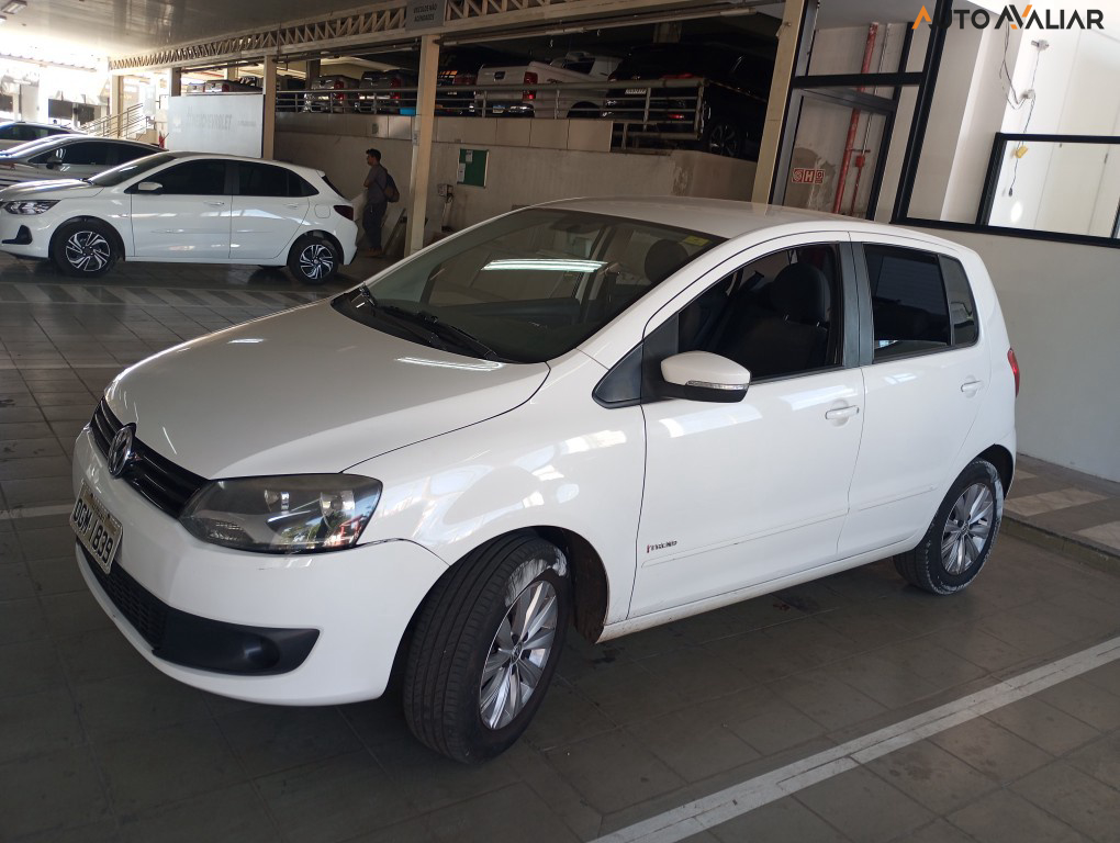 VOLKSWAGEN FOX 1.0 MI TREND 8V FLEX 4P MANUAL