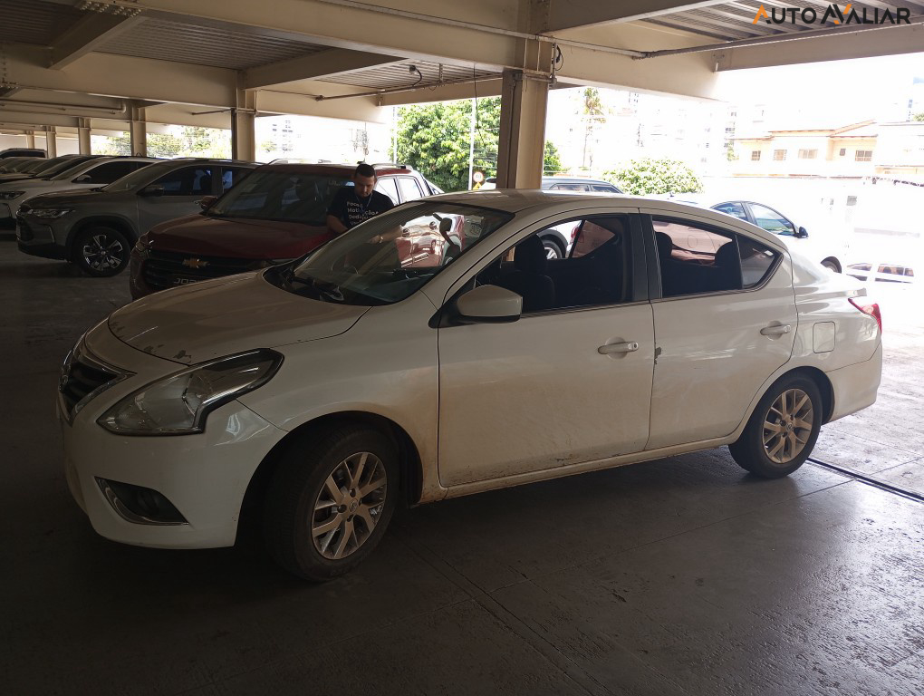 NISSAN VERSA 1.6 16V FLEX SV 4P MANUAL