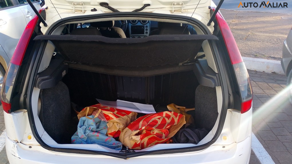 FORD FIESTA 1.0 ROCAM HATCH 8V FLEX 4P MANUAL