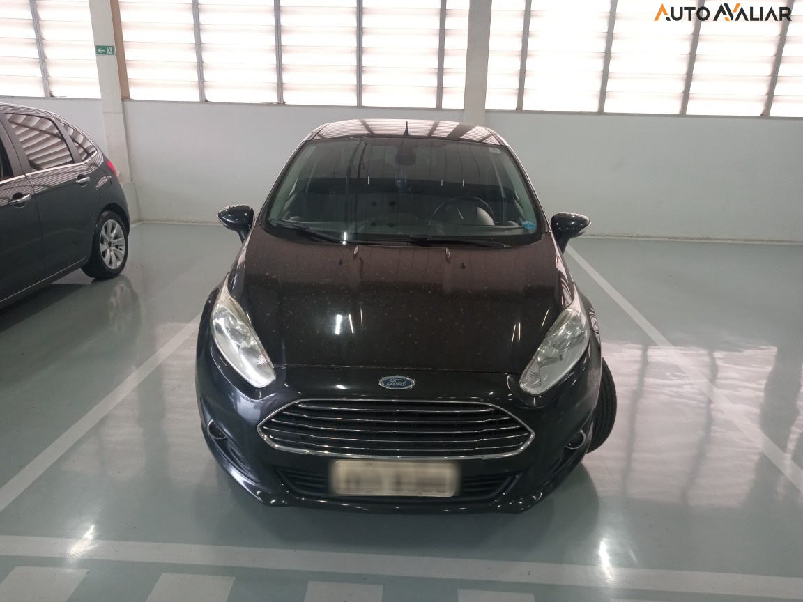 FORD FIESTA 1.6 TITANIUM HATCH 16V FLEX 4P POWERSHIFT