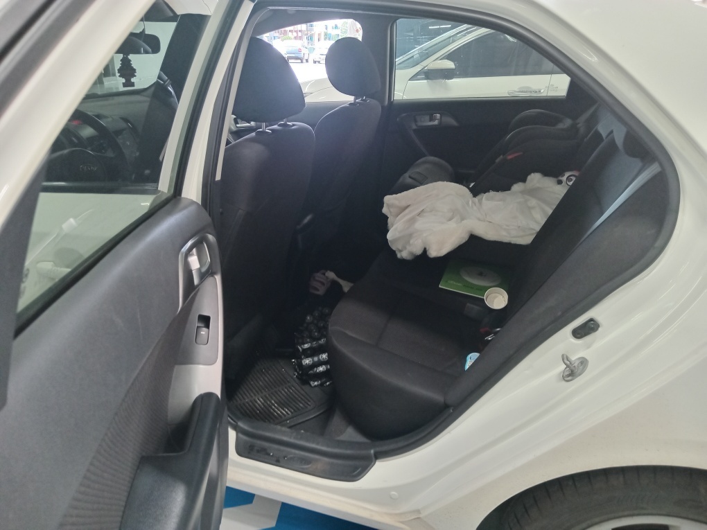 KIA CERATO 1.6 EX3 SEDAN 16V GASOLINA 4P MANUAL