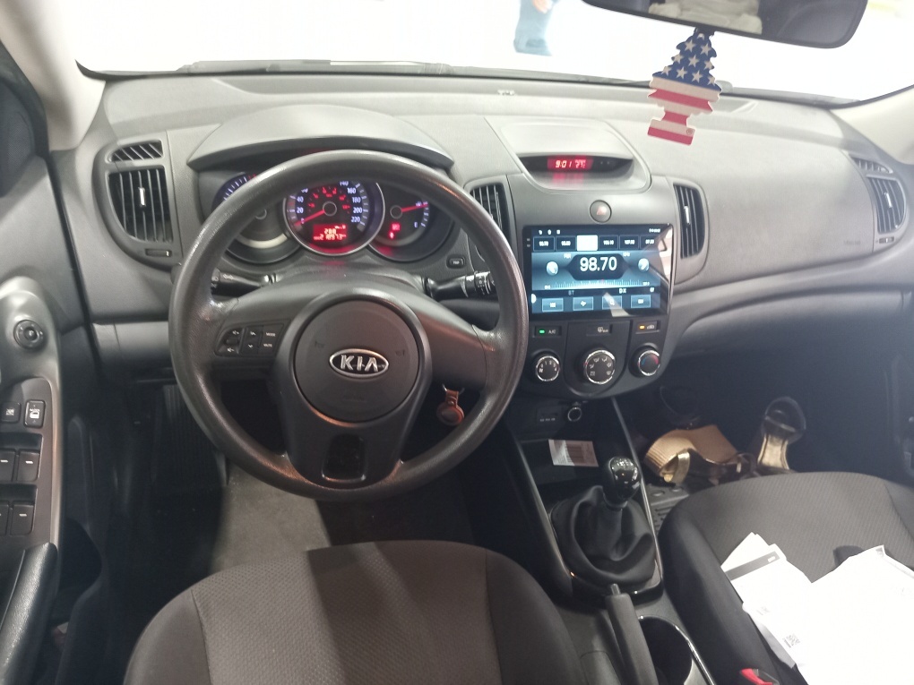 KIA CERATO 1.6 EX3 SEDAN 16V GASOLINA 4P MANUAL
