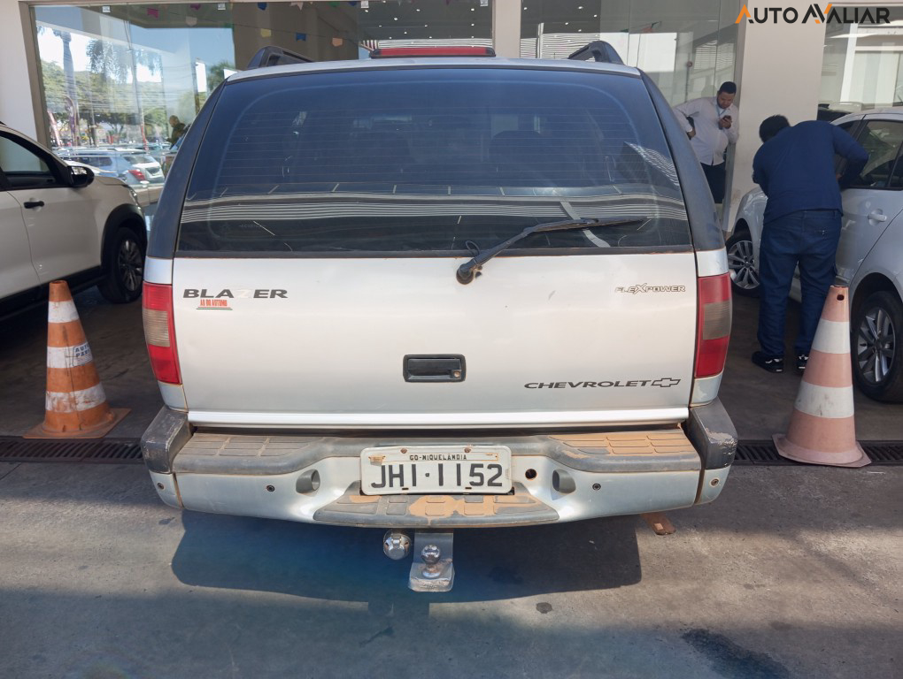 CHEVROLET BLAZER 2.4 MPFI ADVANTAGE 4X2 8V FLEX 4P MANUAL