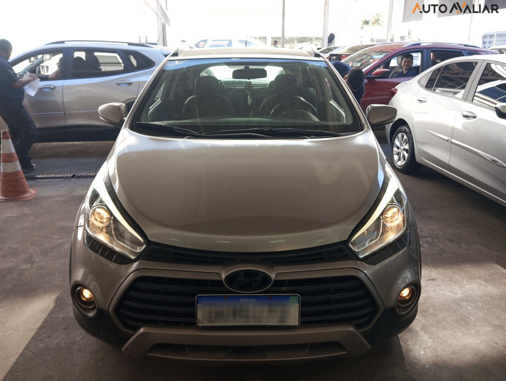 HYUNDAI HB20X 1.6 16V PREMIUM FLEX 4P AUTOMATICO