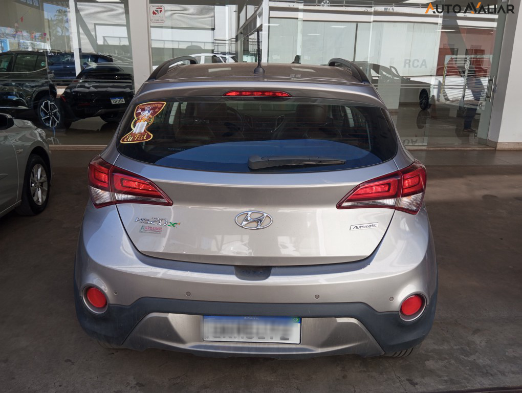HYUNDAI HB20X 1.6 16V PREMIUM FLEX 4P AUTOMATICO