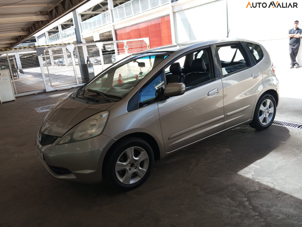 HONDA FIT 1.4 LX 16V FLEX 4P MANUAL