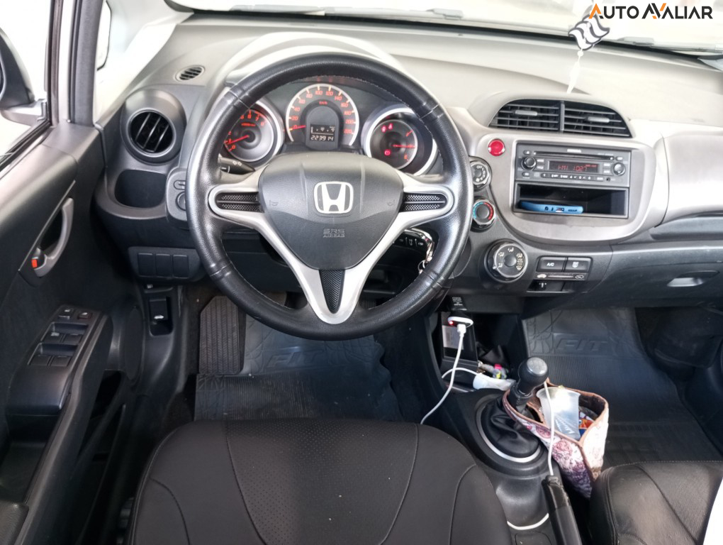 HONDA FIT 1.4 LX 16V FLEX 4P MANUAL