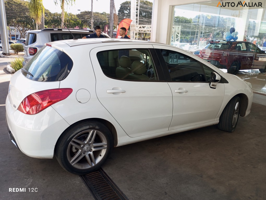 PEUGEOT 308 2.0 ALLURE 16V FLEX 4P AUTOMATICO