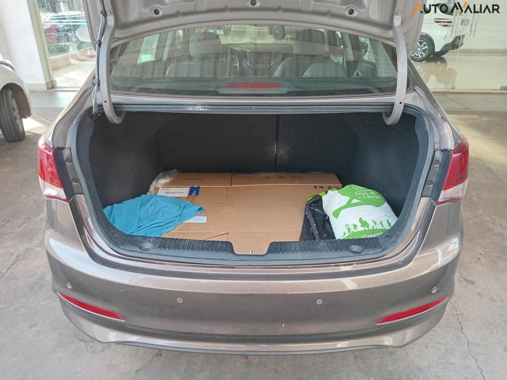 HYUNDAI HB20S 1.6 PREMIUM 16V FLEX 4P AUTOMATICO