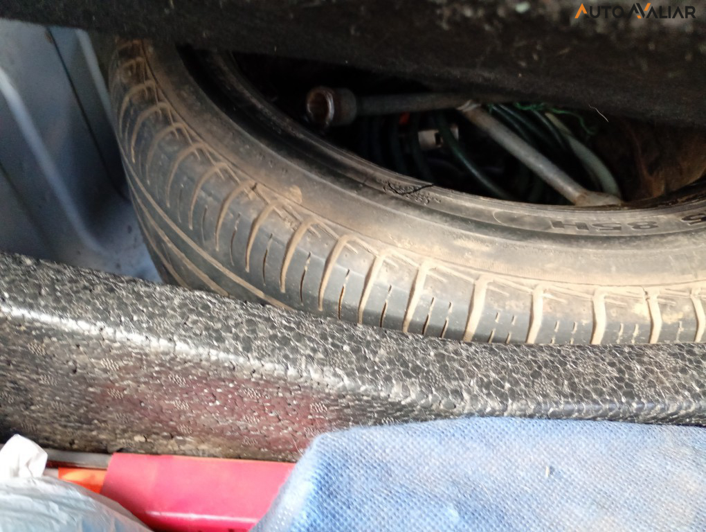 VOLKSWAGEN SPACEFOX 1.6 MSI COMFORTLINE 8V FLEX 4P MANUAL