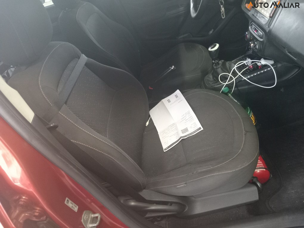 CHEVROLET ONIX 1.0 MPFI LOLLAPALOOZA 8V FLEX 4P MANUAL