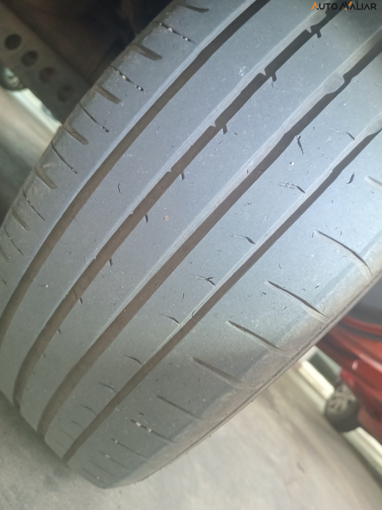 CHEVROLET ONIX 1.0 MPFI LOLLAPALOOZA 8V FLEX 4P MANUAL