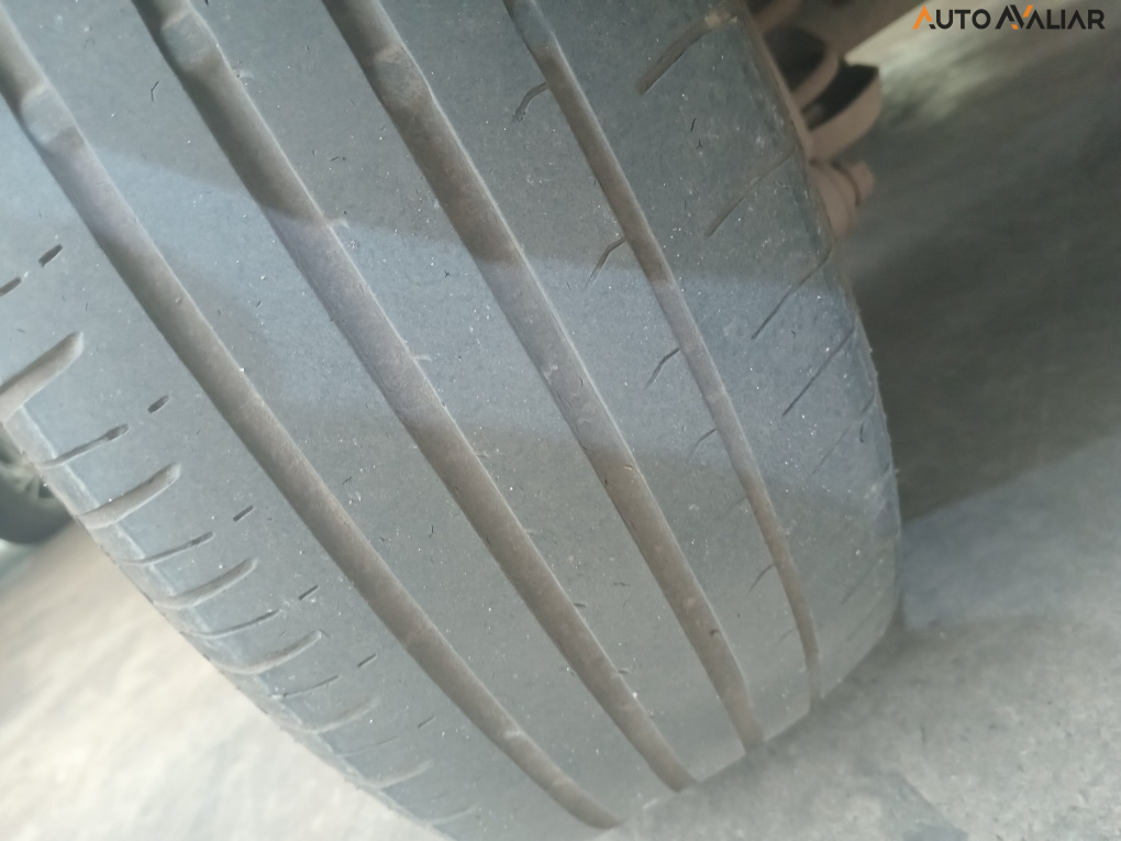 CHEVROLET ONIX 1.0 MPFI LOLLAPALOOZA 8V FLEX 4P MANUAL