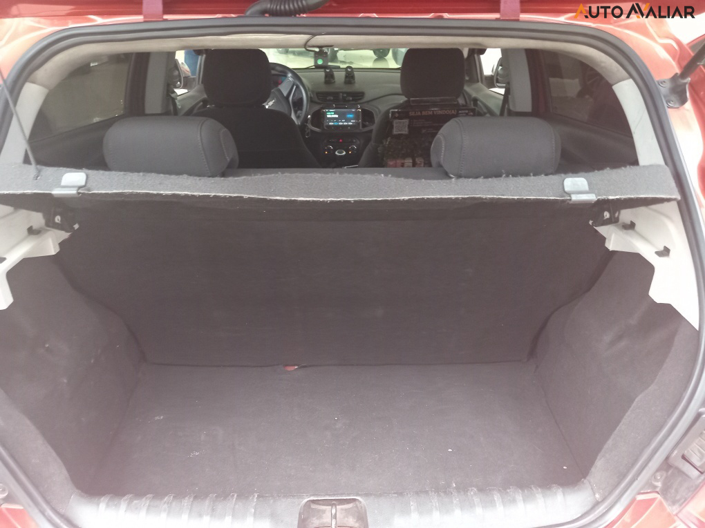 CHEVROLET ONIX 1.0 MPFI LOLLAPALOOZA 8V FLEX 4P MANUAL