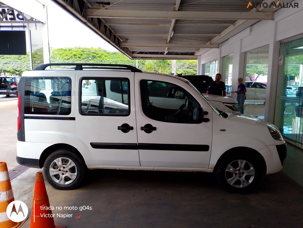 FIAT DOBLO 1.8 MPI ESSENCE 7L 16V FLEX 4P MANUAL