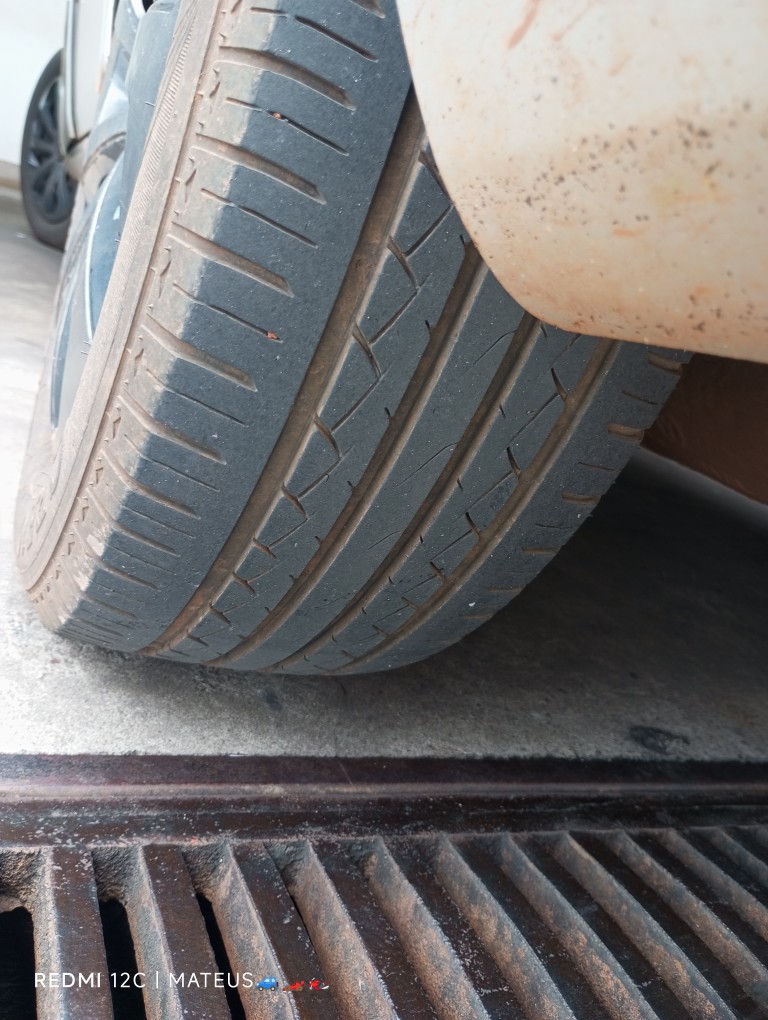 VOLKSWAGEN VOYAGE 1.6 MSI TOTALFLEX 4P MANUAL