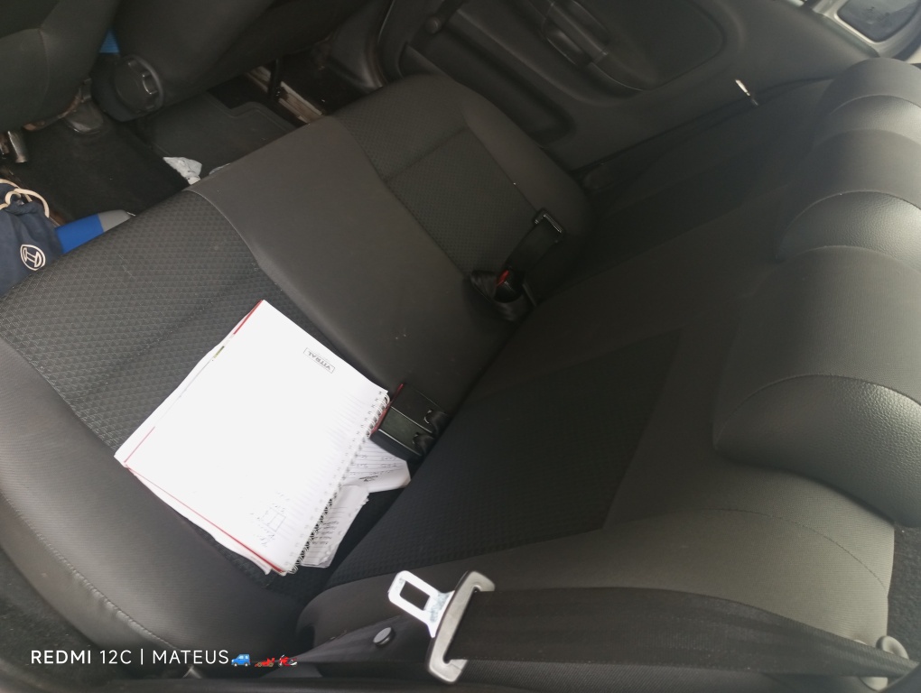 VOLKSWAGEN VOYAGE 1.6 MSI TOTALFLEX 4P MANUAL