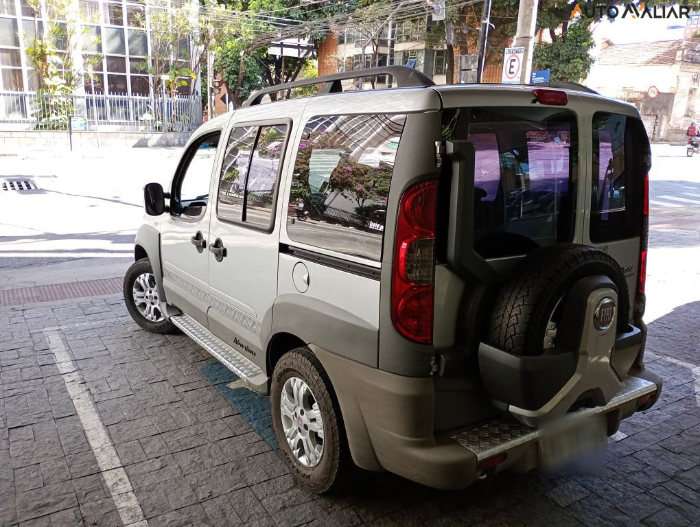 FIAT DOBLO 1.8 MPI ADVENTURE XINGU 16V FLEX 4P MANUAL