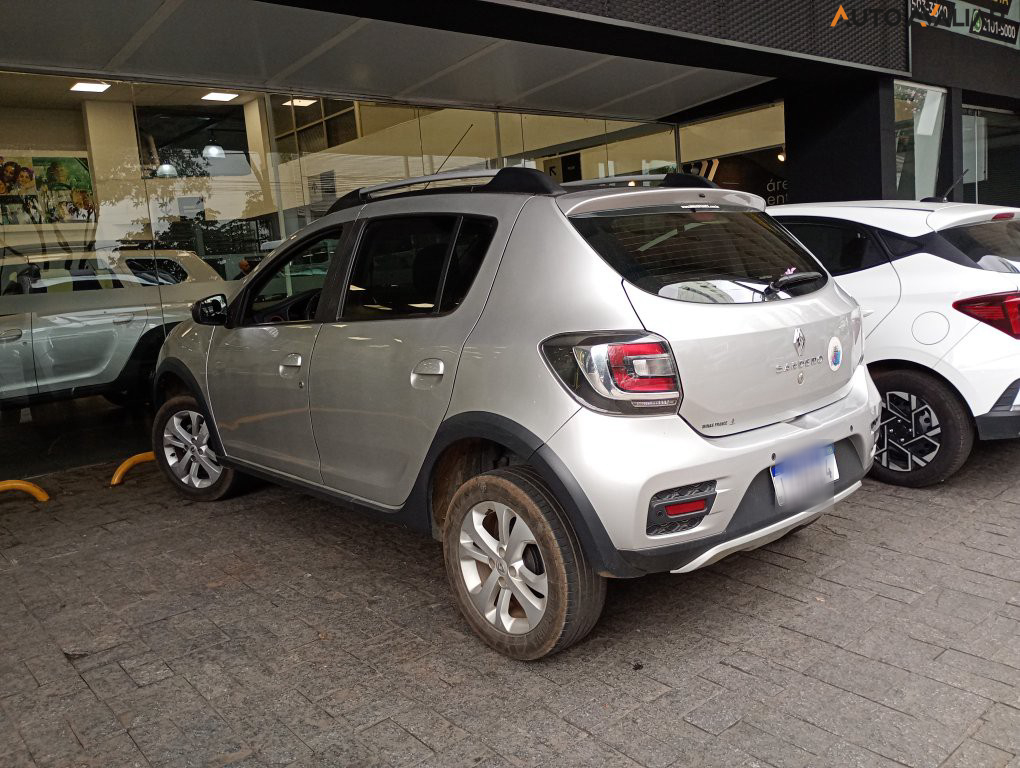 RENAULT SANDERO 1.6 STEPWAY 8V FLEX 4P MANUAL