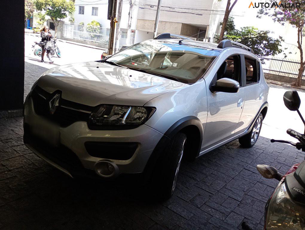RENAULT SANDERO 1.6 8V STEP. EASY R H-POWER