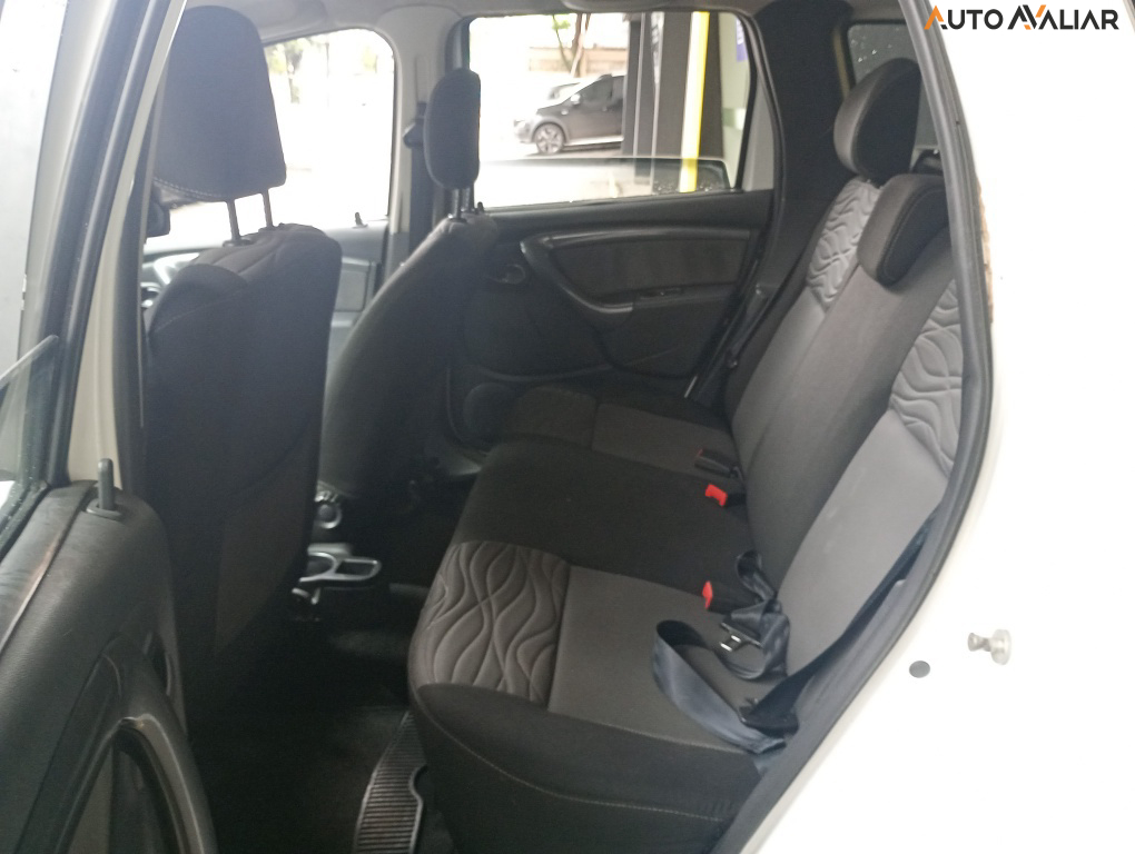 RENAULT DUSTER 2.0 DYNAMIQUE 4X4 16V FLEX 4P MANUAL