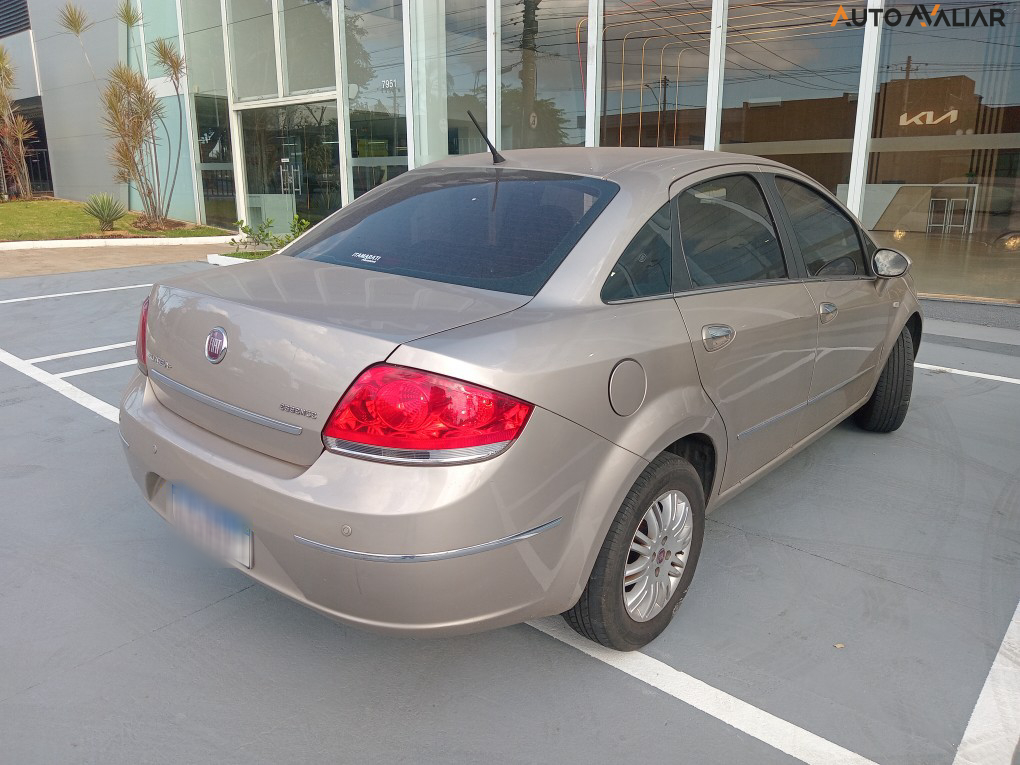 FIAT LINEA 1.8 ESSENCE 16V FLEX 4P MANUAL