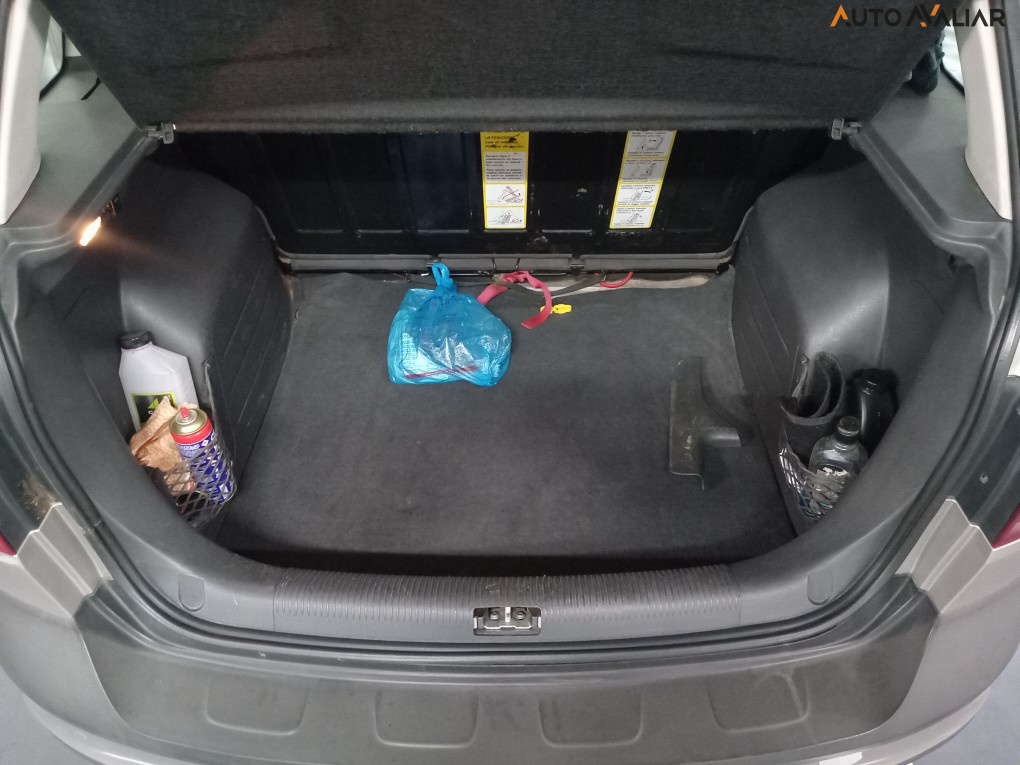 VOLKSWAGEN SPACE CROSS 1.6 MI 8V FLEX 4P AUTOMATIZADO