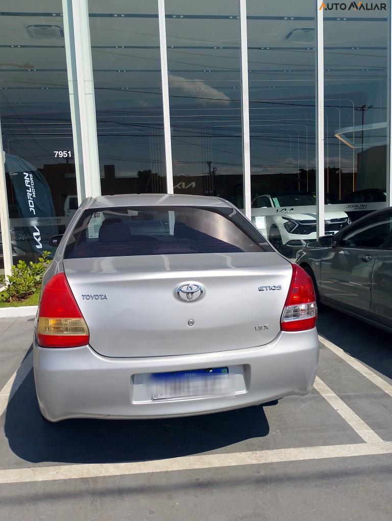TOYOTA ETIOS 1.5 X SEDAN 16V FLEX 4P MANUAL