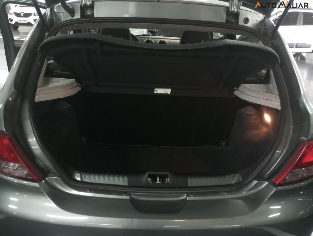 VOLKSWAGEN GOL 1.0 MI 8V FLEX 4P MANUAL G.V