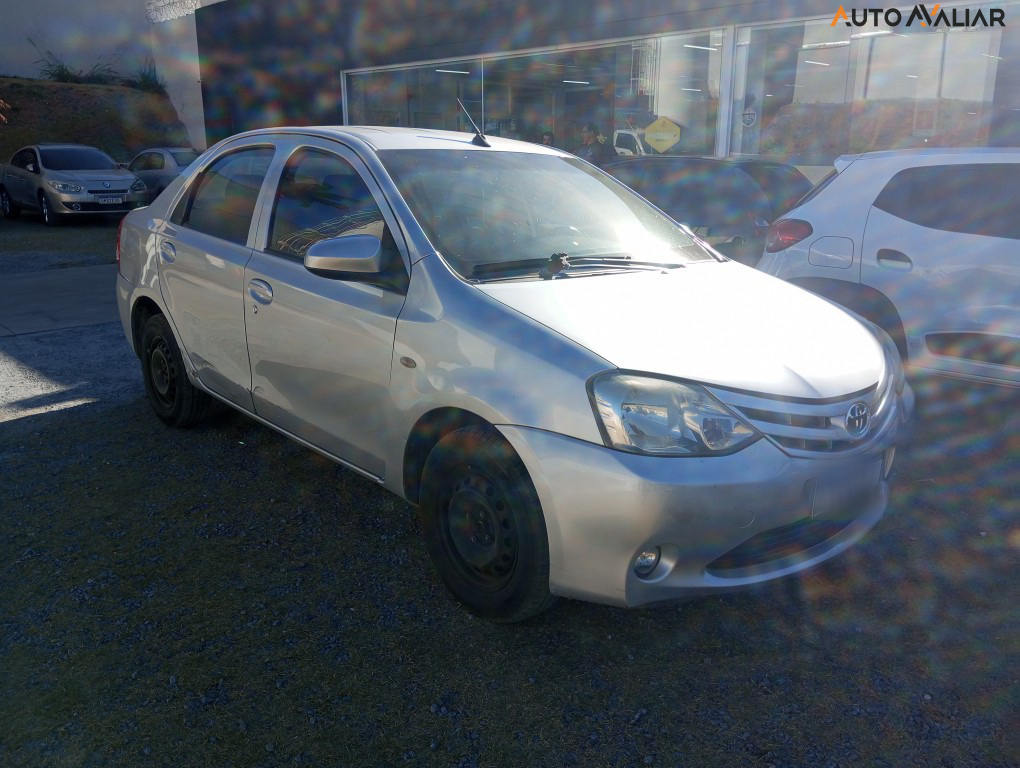 TOYOTA ETIOS 1.5 X SEDAN 16V FLEX 4P MANUAL