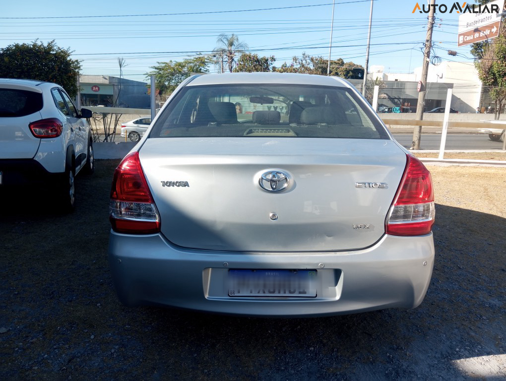 TOYOTA ETIOS 1.5 X SEDAN 16V FLEX 4P MANUAL