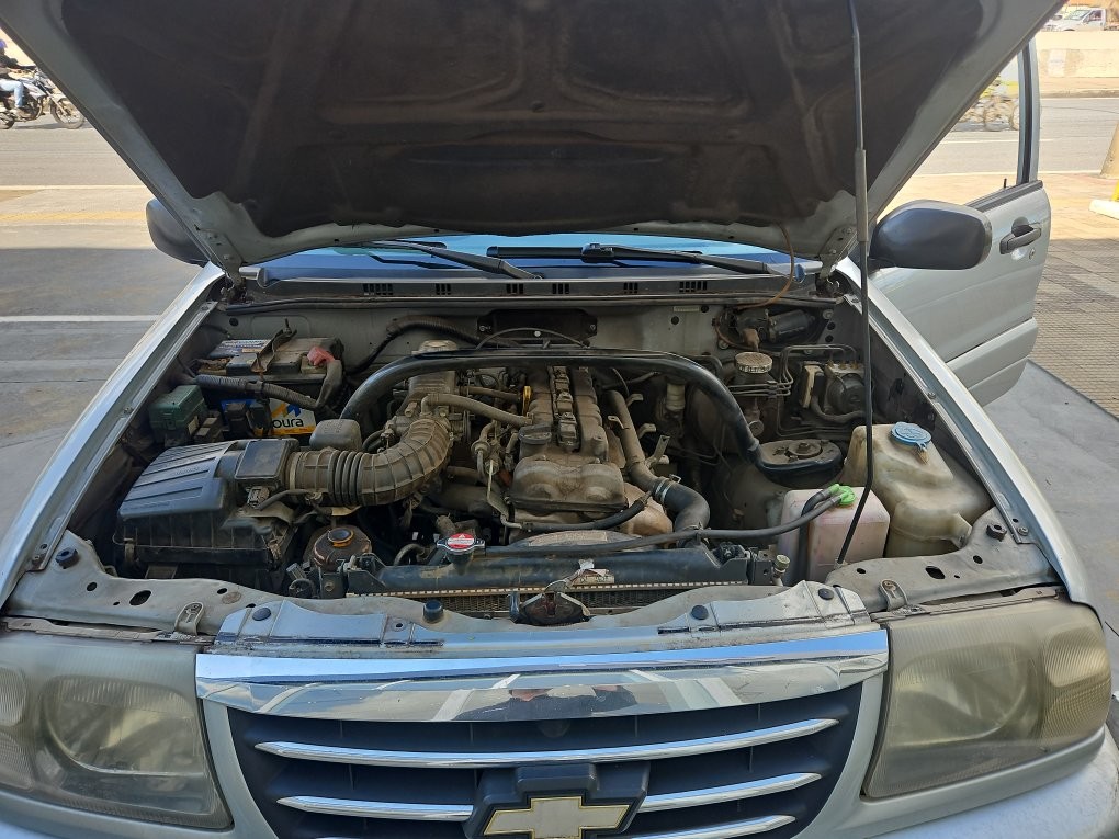 CHEVROLET TRACKER 2.0 4X4 8V GASOLINA 4P MANUAL