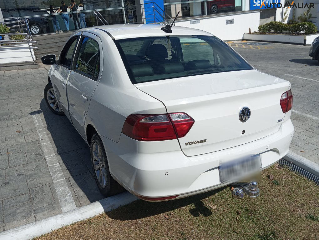 VOLKSWAGEN VOYAGE 1.6 MSI TOTALFLEX COMFORTLINE 4P MANUAL