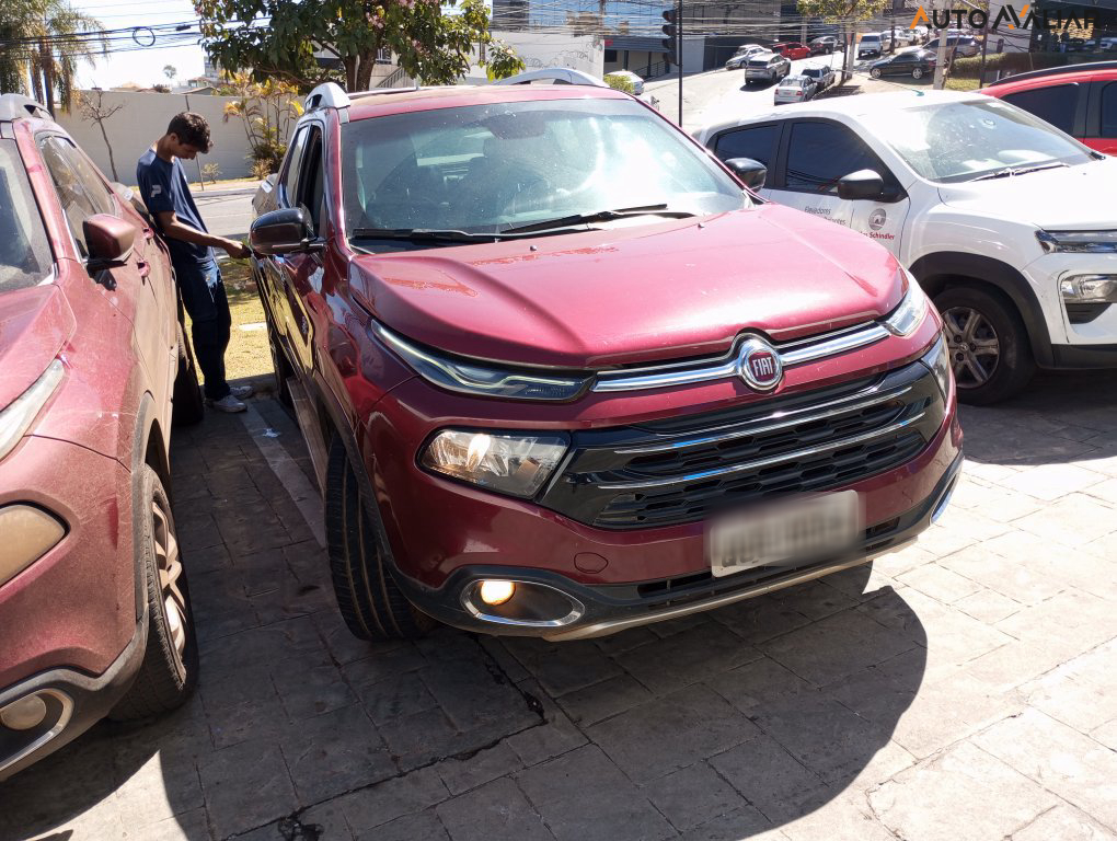 FIAT TORO 2.0 16V TURBO DIESEL VOLCANO 4WD AT9