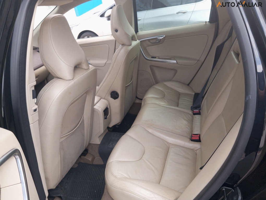 VOLVO XC60 2.0 T5 DYNAMIC FWD TURBO GASOLINA 4P AUTOMATICO